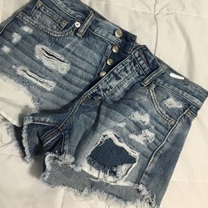 American Eagle High Rise Festival Shorts